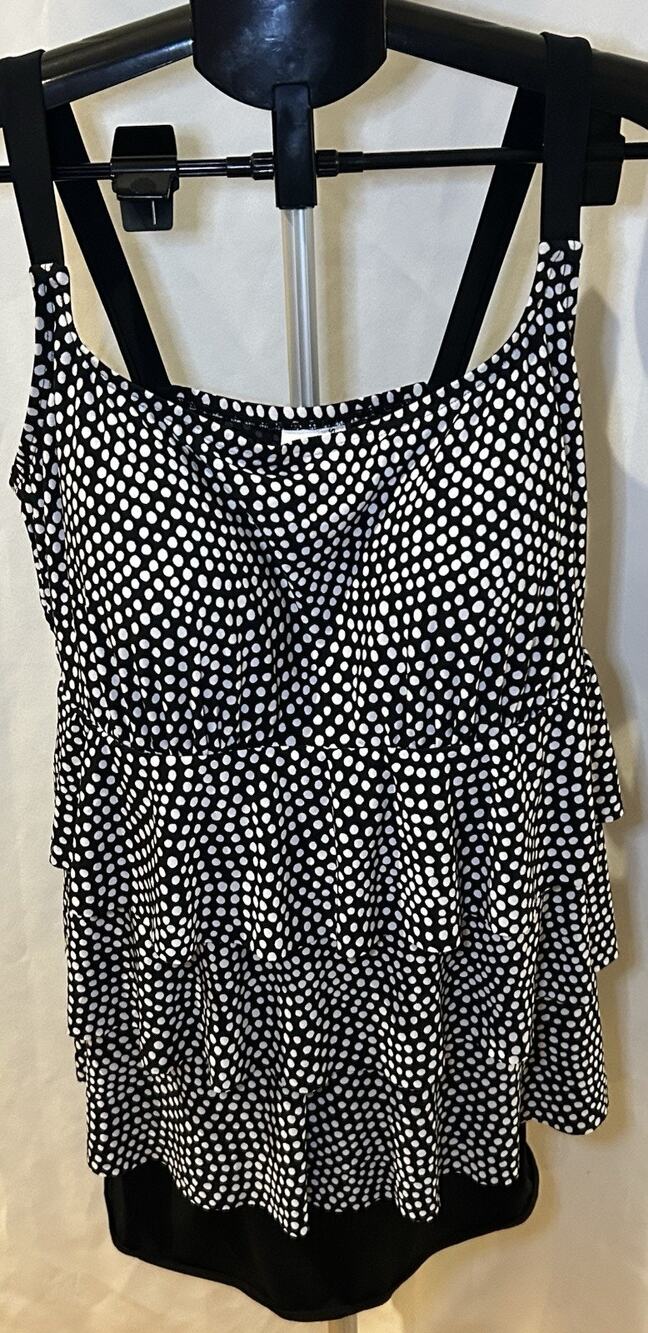 NWT St. John's Bay Secretly Slender Polka Dot One-Piece Swimsuit size 20W